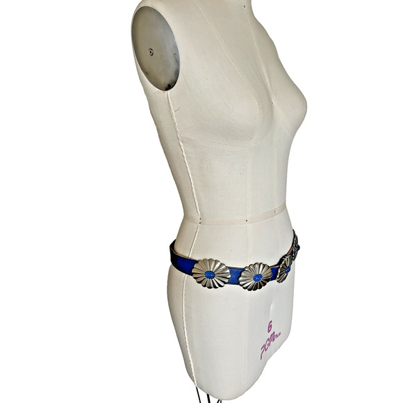 VTG Rare 33" 80s ACCESSOCRAFT NYC Glass Cab 5 Concho Buckle Blue Leather Belt - Picture 6 of 16